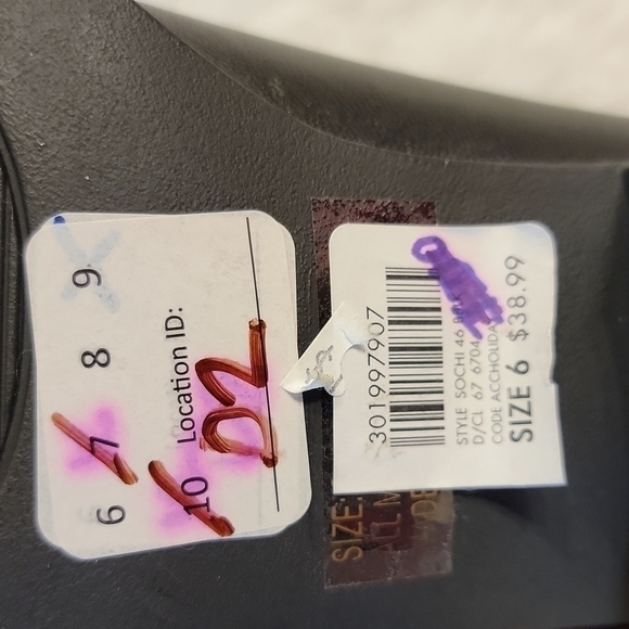 Charlotte Russe Size 6 Ankle Booties With 1.5 Inch Heel NWT - Picture 8 of 9